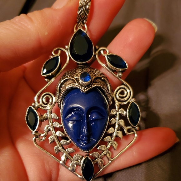 New Carved Blue Goddess Face Blue Topaz 925 Silver Pendant. - Picture 5 of 9